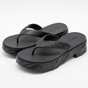 size 40G 10 US Gucci Black Rubber Platform Flip Flops Thongs Sandals